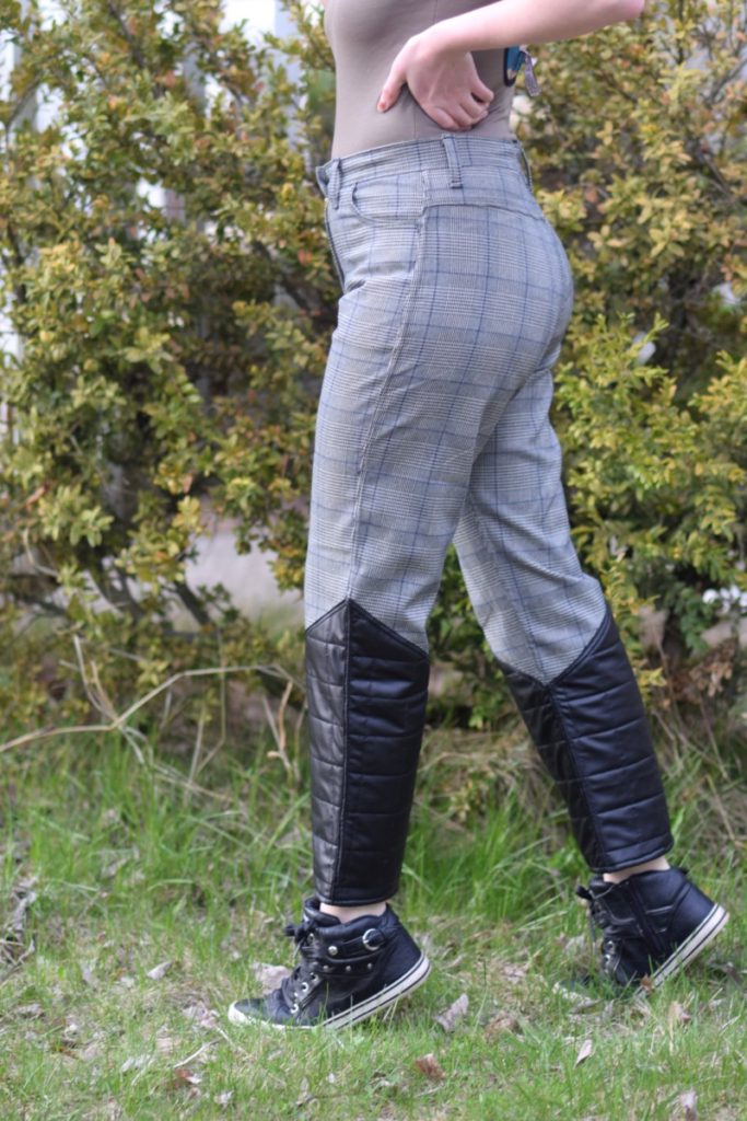 pants with quilted leather 