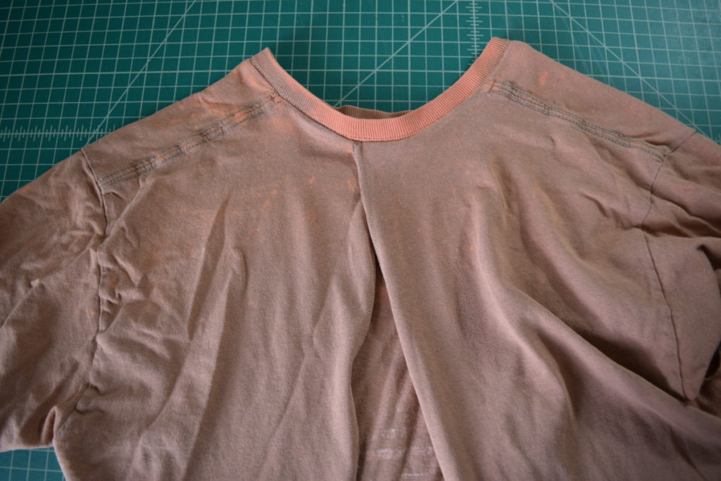 T shirt upcycle to open back tank top - Adopt Your Clothes