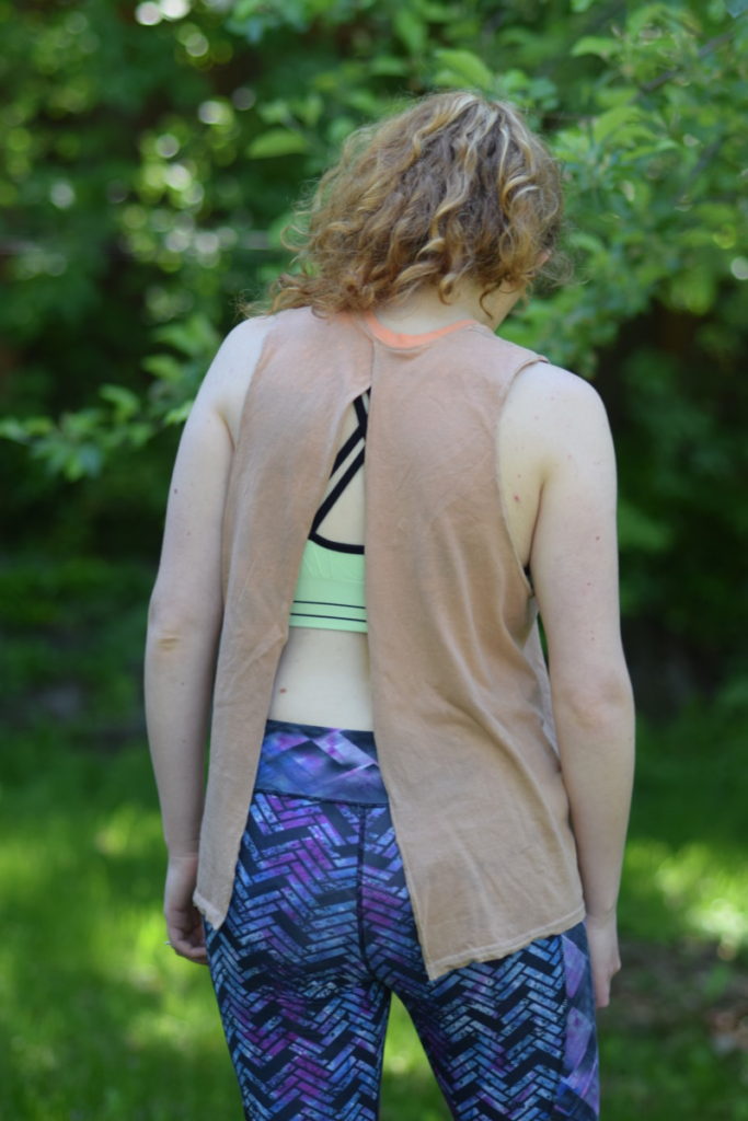 Easy DIY racerback tank top upcycled from t shirt - Adopt Your Clothes