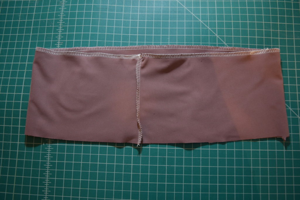 unnotched eges of waistband pieces sewn together