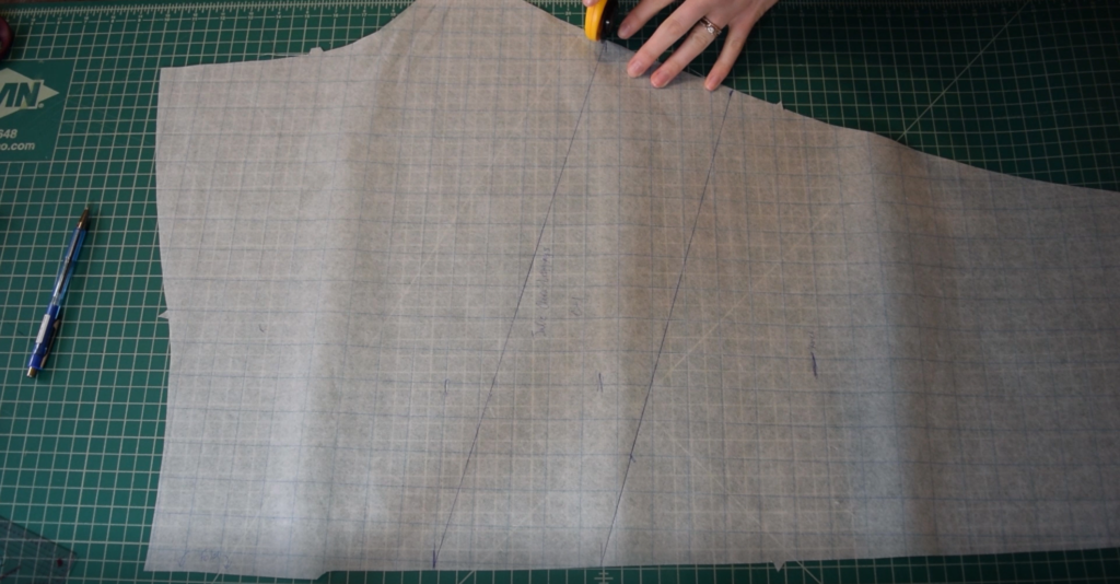 angled mesh insert pattern piece is drawn onto the leg pattern piece