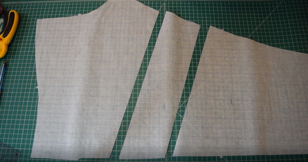 angled mesh pattern piece is cut out from the leggings leg pattern piece
